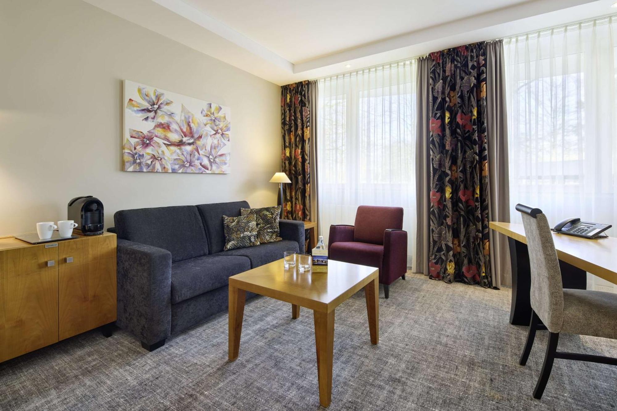 Best Western Premier Park Hotel & Spa 바트리프스프린제 외부 사진